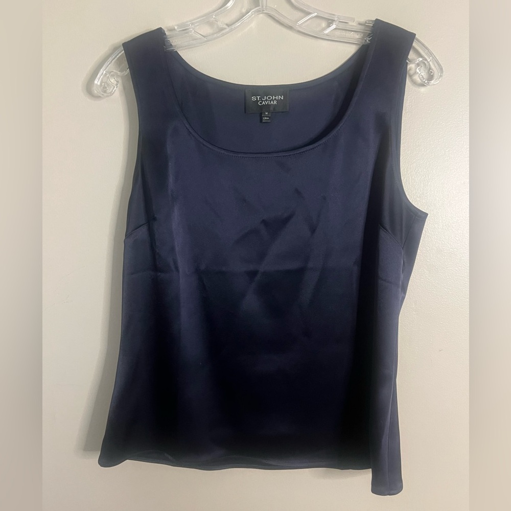 St. John Caviar Navy M Shell Tank EUC